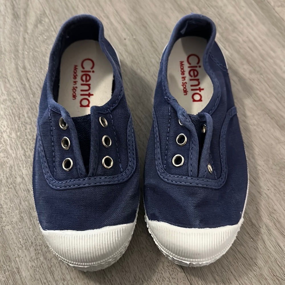 Cienta navy blue toddler shoes sneakers size 29 9-9.5